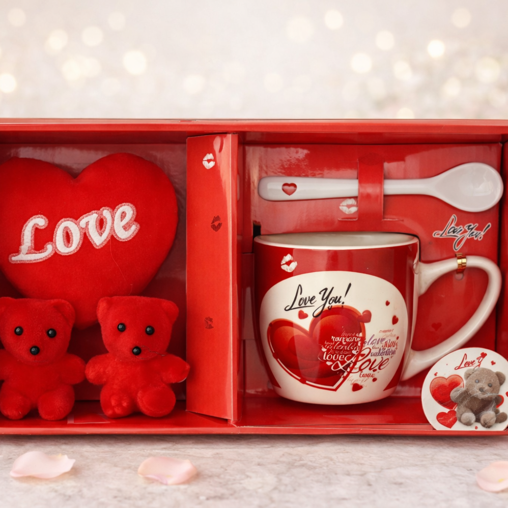 Love Temalı Ayıcık, Kalp Yastık ve Kupa Hediye Seti ENG-KB-14