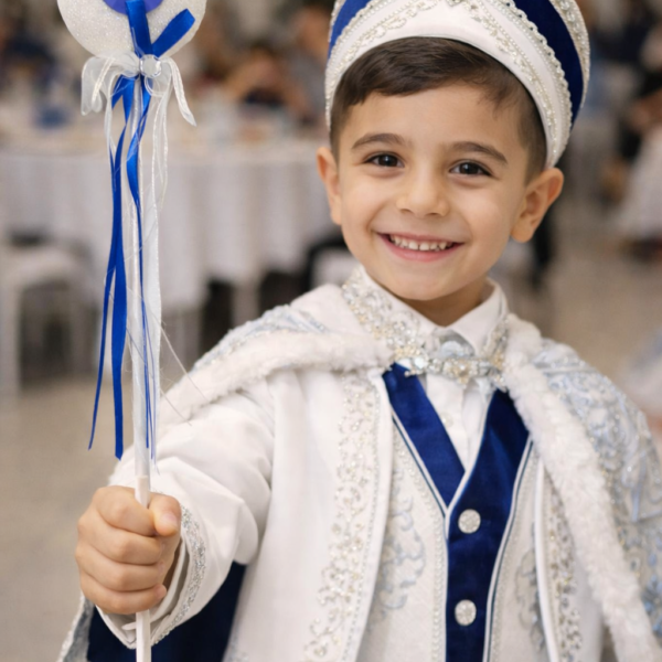 3’lü Beyaz Nazar Boncuklu Çubuk Süs – 30 cm Dekoratif Parti ve Mevlüt Süsü