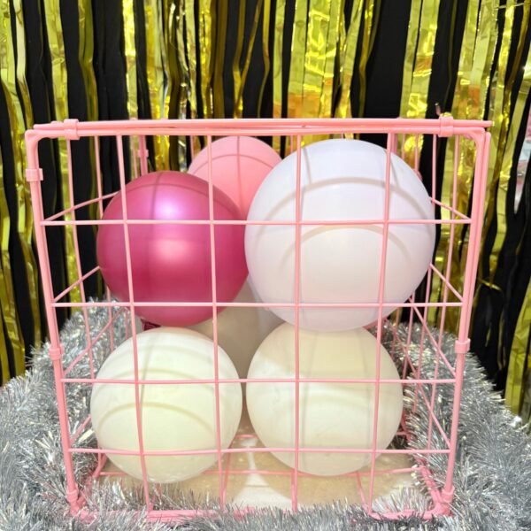Pembe Plastik Dekoratif Kutu – Balonlar Hariçtir (Sadece Kutu Satılır)