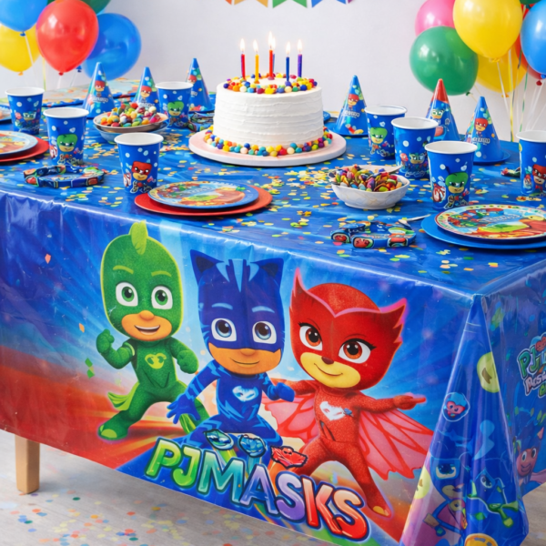 PJ Masks Desenli Plastik Masa Örtüsü